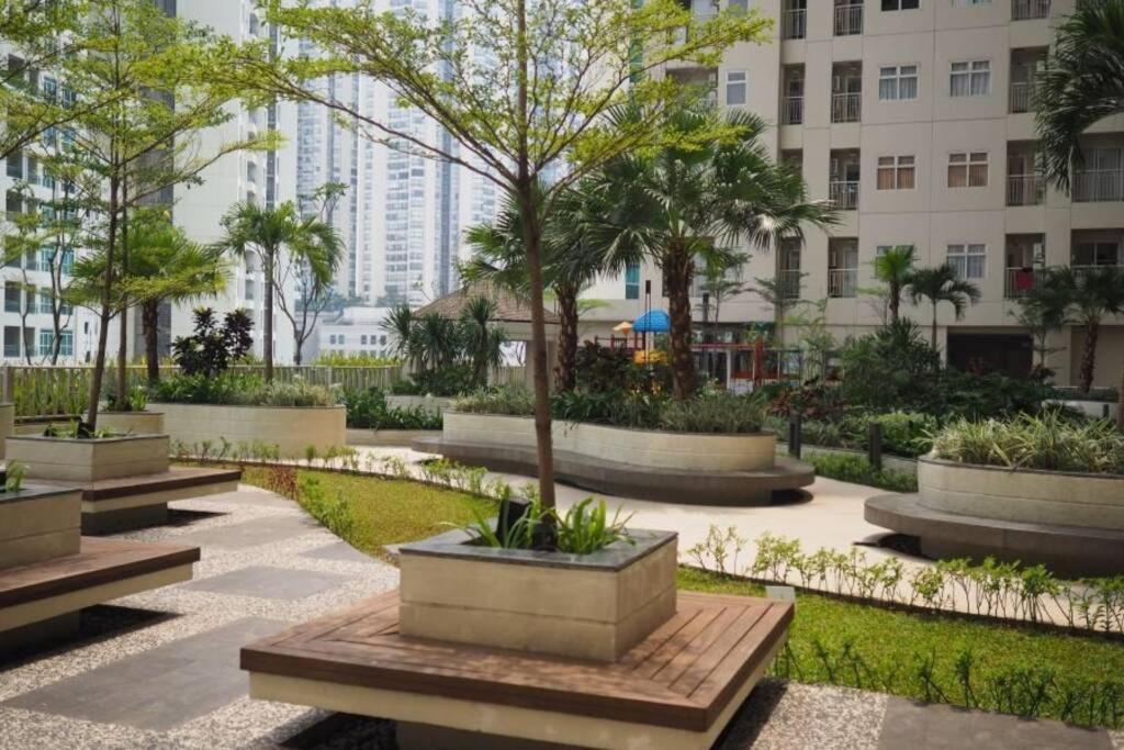 1 Bedroom Apartment Near Central Park Mall Dżakarta Zewnętrze zdjęcie