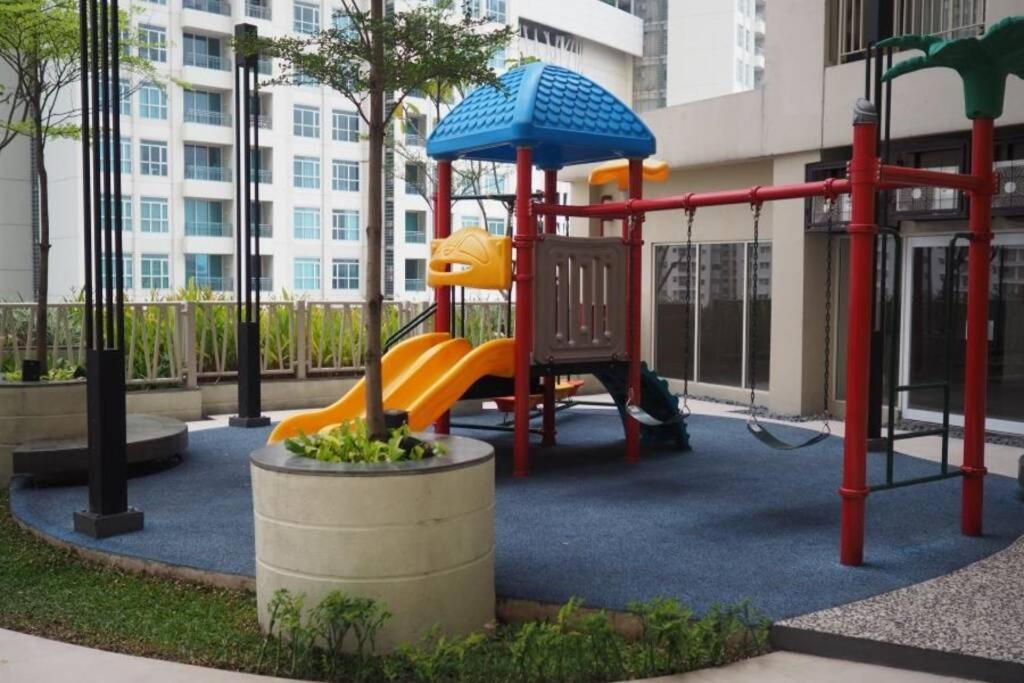 1 Bedroom Apartment Near Central Park Mall Dżakarta Zewnętrze zdjęcie